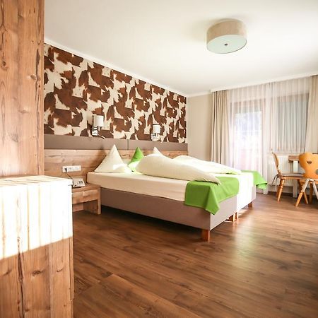 Hotel Landhaus Carla Mayrhofen Szoba fotó