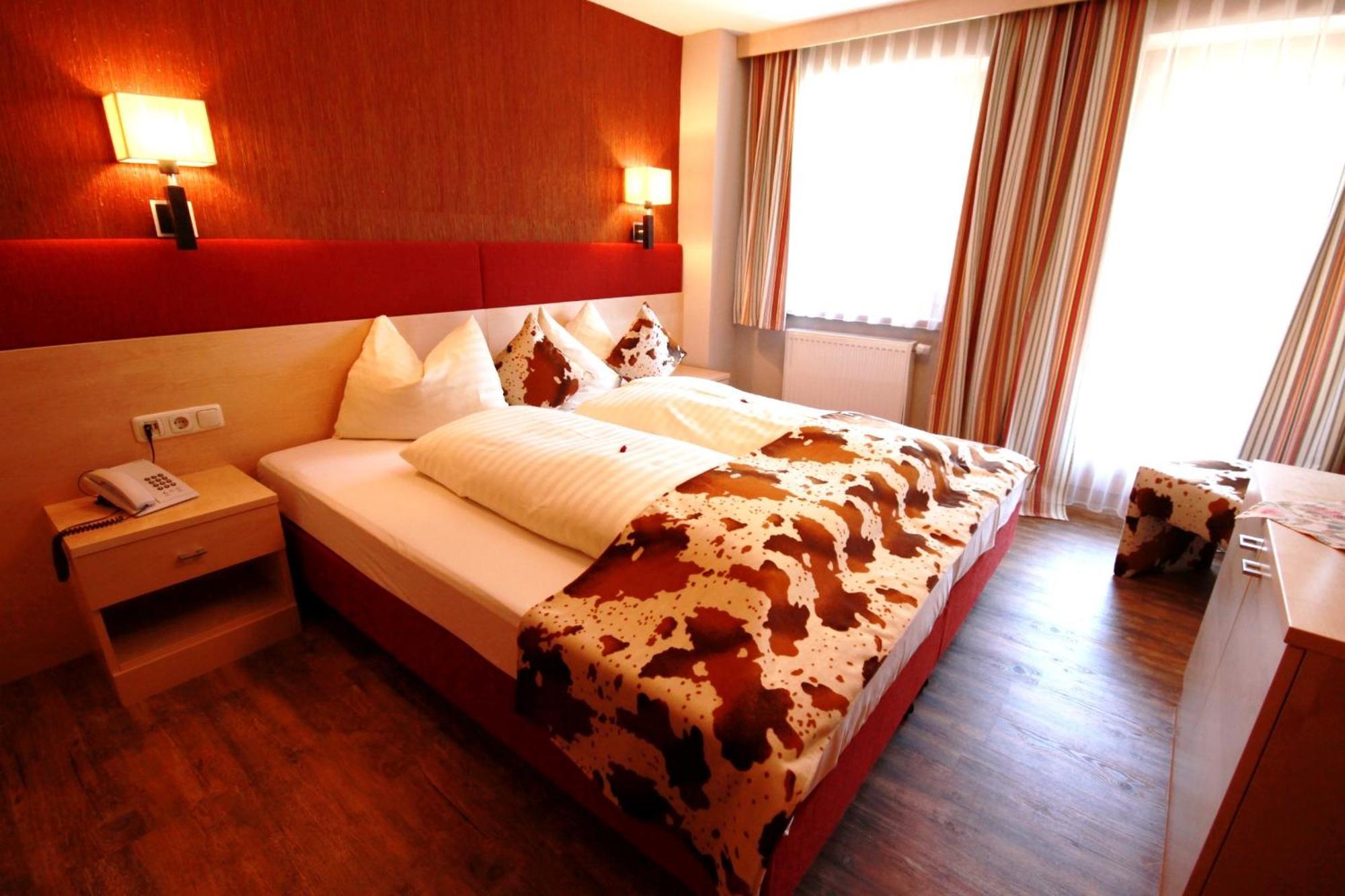 Hotel Landhaus Carla Mayrhofen Kültér fotó