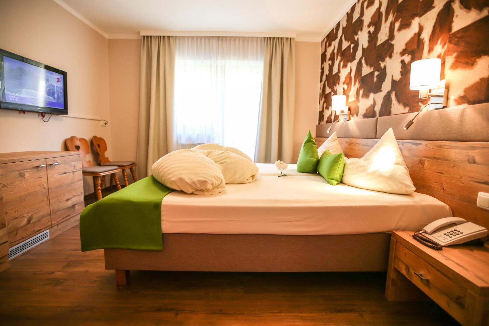 Hotel Landhaus Carla Mayrhofen Szoba fotó