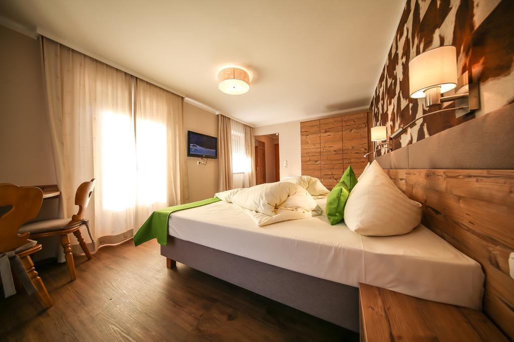 Hotel Landhaus Carla Mayrhofen Kültér fotó